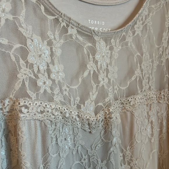 Torrid Super Soft Knits Lace Bell Sleeve Babydoll Shirt - Picture 4 of 11